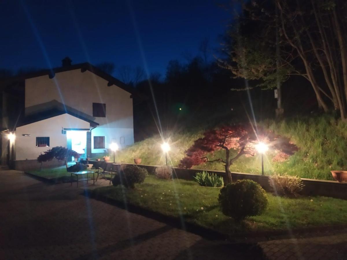 Appartamento La Casa Nel Bosco Rueglio Exterior photo